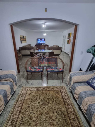 Imagem Casa com 4 Quartos para Temporada, 360 m² em Balneário Praia Do Pernambuco - Guarujá Imagem Casa com 4 Quartos para Temporada, 360 m² em Balneário Praia Do Pernambuco - Guarujá