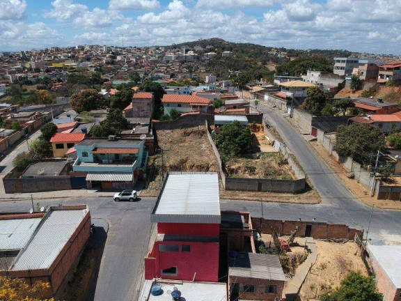 Imagem Terreno à Venda, 450 m² em Jardim Daliana - Vespasiano