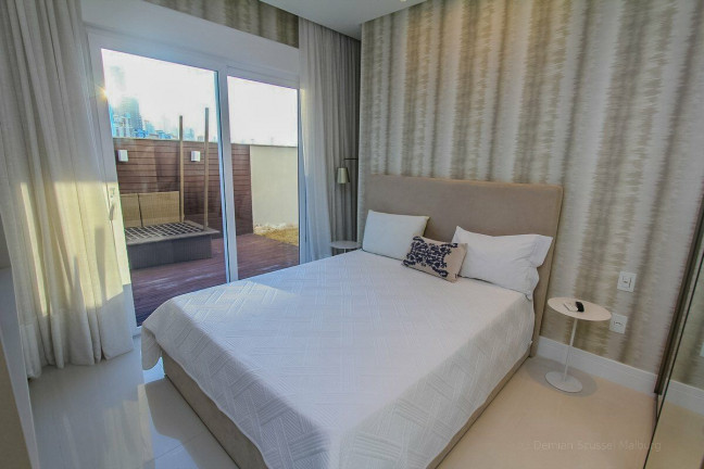 Imagem Cobertura com 4 Quartos à Venda, 469 m² em Centro - Balneário Camboriú