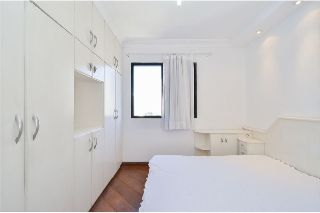 Imagem Imóvel com 3 Quartos à Venda, em Saúde - São Paulo Imagem Imóvel com 3 Quartos à Venda, em Saúde - São Paulo