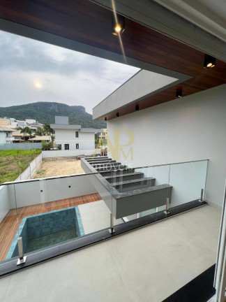 Casa com 3 Quartos à Venda, 315 m² em Pedra Branca - Palhoça