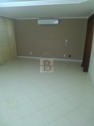 Imagem Casa com 6 Quartos à Venda, 600 m² em Pendotiba - Niterói