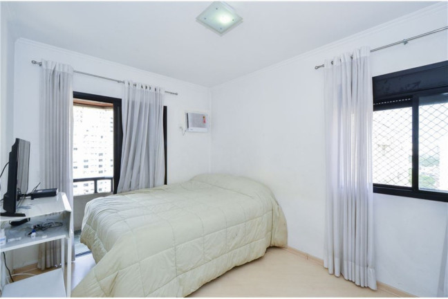 Imagem Apartamento com 3 Quartos à Venda, 130 m² em Moema - São Paulo Imagem Apartamento com 3 Quartos à Venda, 130 m² em Moema - São Paulo