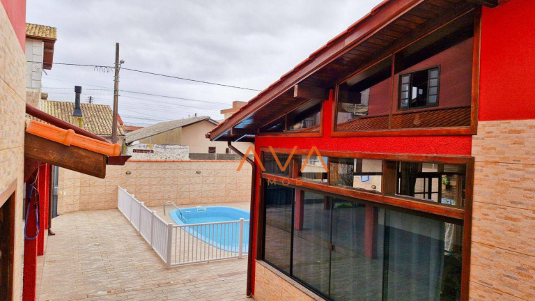 Imagem Casa com 5 Quartos à Venda, 248 m² em Ingleses - Florianópolis Imagem Casa com 5 Quartos à Venda, 248 m² em Ingleses - Florianópolis