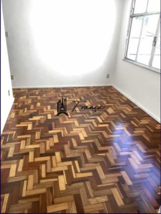 Imagem Apartamento com 2 Quartos para Alugar, 90 m² em Icaraí - Niterói