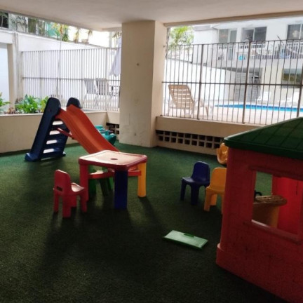 Imagem Imóvel com 4 Quartos à Venda, 200 m² em Icaraí - Niterói Imagem Imóvel com 4 Quartos à Venda, 200 m² em Icaraí - Niterói