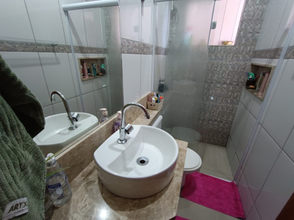 Imagem Imóvel com 
            	3             Quartos à Venda, 130 m² em 
            	Jardim Pampulha             - 
            	Aparecida De Goiania            