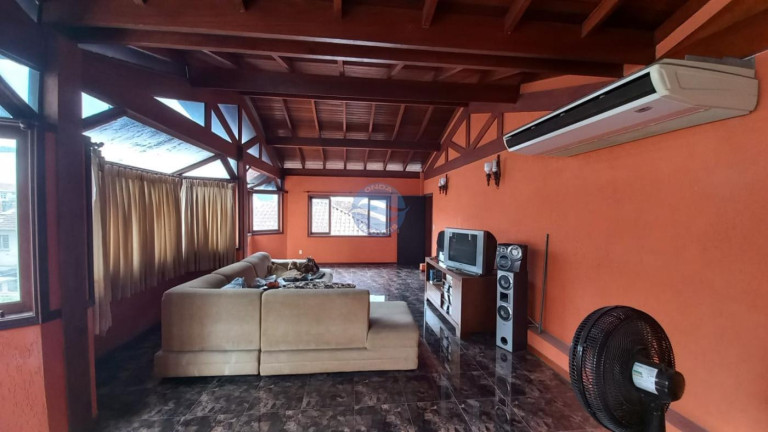 Casa com 4 Quartos à Venda, 140 m² em Campo Grande - Santos