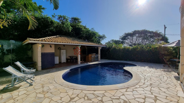 Imagem Casa com 7 Quartos à Venda, 450 m² em Ferradura - Armação Dos Búzios Imagem Casa com 7 Quartos à Venda, 450 m² em Ferradura - Armação Dos Búzios