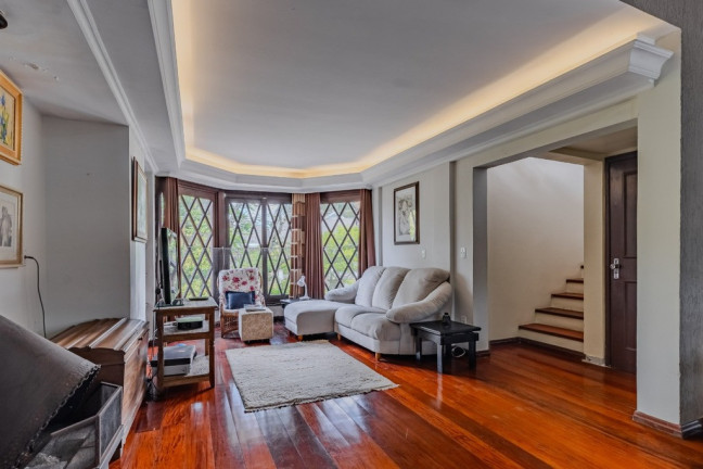 Imagem Casa com 3 Quartos à Venda, 385 m² em Agronomia - Porto Alegre Imagem Casa com 3 Quartos à Venda, 385 m² em Agronomia - Porto Alegre