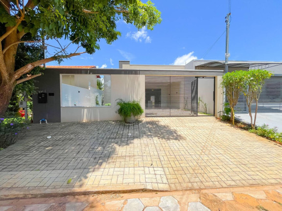 Imagem Casa com 3 Quartos à Venda, 139 m² em A 1500mts Do Centro - Caldas Novas