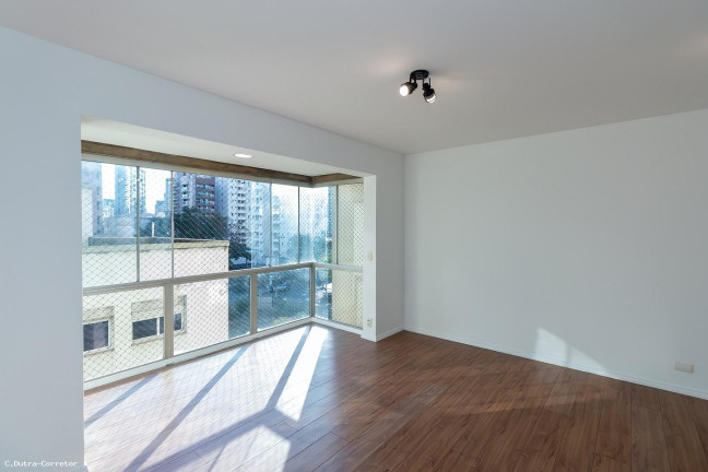 Imagem Apartamento com 2 Quartos à Venda, 110 m² em Vila Olímpia - São Paulo Imagem Apartamento com 2 Quartos à Venda, 110 m² em Vila Olímpia - São Paulo