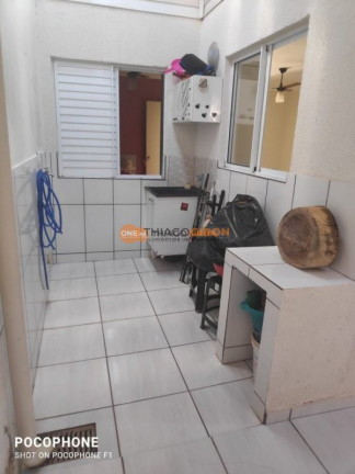 Imagem Imóvel com 2 Quartos à Venda, 40 m² em Aeroporto - Araçatuba Imagem Imóvel com 2 Quartos à Venda, 40 m² em Aeroporto - Araçatuba
