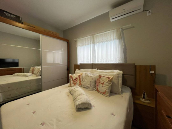 Imagem Casa com 2 Quartos à Venda, 80 m² em Costeira - Balneário Barra Do Sul Imagem Casa com 2 Quartos à Venda, 80 m² em Costeira - Balneário Barra Do Sul