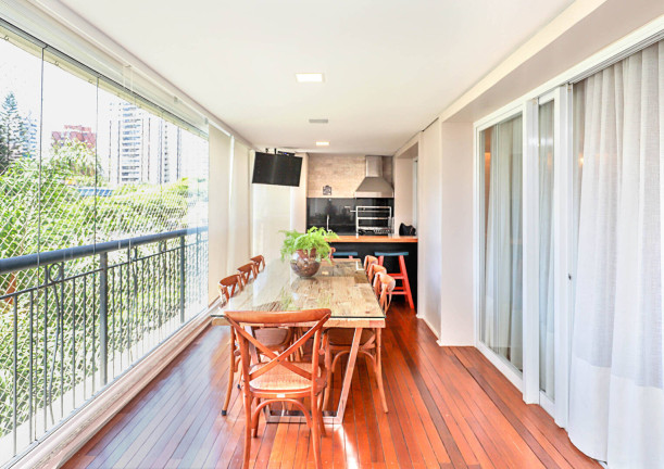 Imagem Apartamento com 3 Quartos à Venda, 226 m² em Vila Nova Conceição - São Paulo