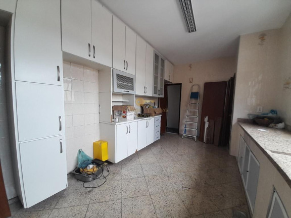 Imagem Apartamento com 4 Quartos para Alugar, 192 m² em Várzea - Teresópolis