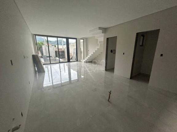 Imagem Sobrado com 3 Quartos à Venda, 240 m² em Barra - Balneário Camboriú Imagem Sobrado com 3 Quartos à Venda, 240 m² em Barra - Balneário Camboriú