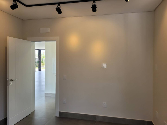 Imagem Casa com 5 Quartos à Venda, 509 m² em Jurerê Internacional - Florianópolis Imagem Casa com 5 Quartos à Venda, 509 m² em Jurerê Internacional - Florianópolis