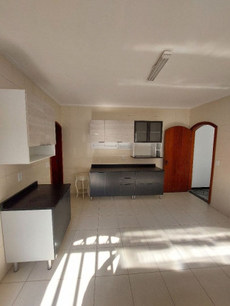 Imagem Imóvel com 3 Quartos à Venda, em Jardim Triana - São Paulo Imagem Imóvel com 3 Quartos à Venda, em Jardim Triana - São Paulo