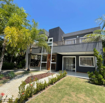 Imagem Casa com 5 Quartos para Alugar, 300 m² em Vila De Abrantes (abrantes) - Camaçari Imagem Casa com 5 Quartos para Alugar, 300 m² em Vila De Abrantes (abrantes) - Camaçari