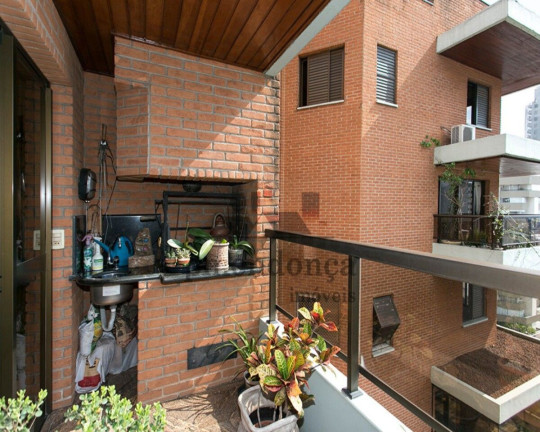 Imagem Apartamento com 4 Quartos à Venda, 280 m² em Sumaré - São Paulo Imagem Apartamento com 4 Quartos à Venda, 280 m² em Sumaré - São Paulo