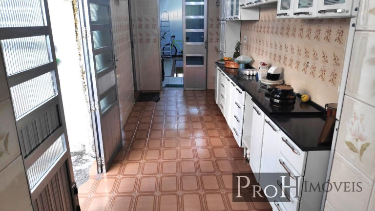 Imagem Sobrado com 4 Quartos à Venda, 250 m² em Vila Pires - Santo André Imagem Sobrado com 4 Quartos à Venda, 250 m² em Vila Pires - Santo André