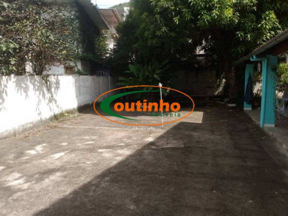Imagem Casa com 5 Quartos à Venda, 1.270 m² em Grajaú - Rio De Janeiro Imagem Casa com 5 Quartos à Venda, 1.270 m² em Grajaú - Rio De Janeiro