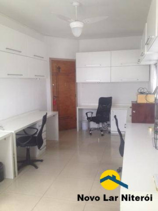 Sala Comercial à Venda, 55 m² em Centro - Niterói