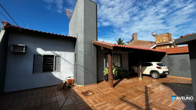 Imagem Casa com 5 Quartos à Venda, 213 m² em Parque Alvorada - Dourados