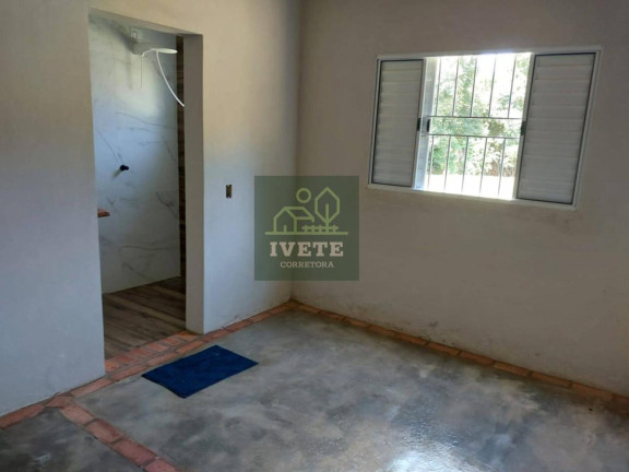 Imagem Chácara com 3 Quartos à Venda, 340 m²