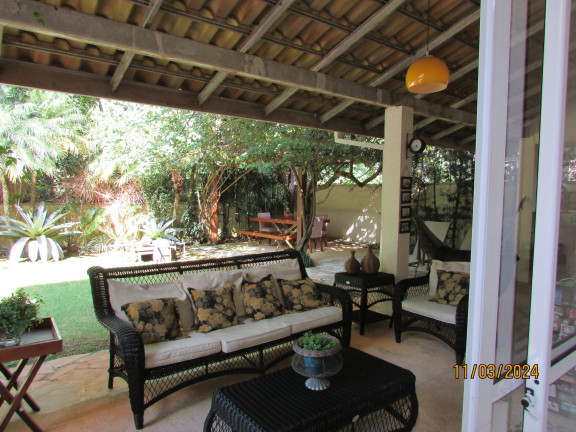 Imagem Casa com 3 Quartos à Venda, 300 m² em Granja Viana - Cotia Imagem Casa com 3 Quartos à Venda, 300 m² em Granja Viana - Cotia