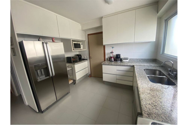 Imagem Apartamento com 3 Quartos à Venda, 200 m² em Moema - São Paulo Imagem Apartamento com 3 Quartos à Venda, 200 m² em Moema - São Paulo