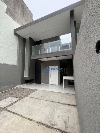 Imagem Casa com 4 Quartos à Venda, 122 m² em Maracanaú - Maracanaú Imagem Casa com 4 Quartos à Venda, 122 m² em Maracanaú - Maracanaú