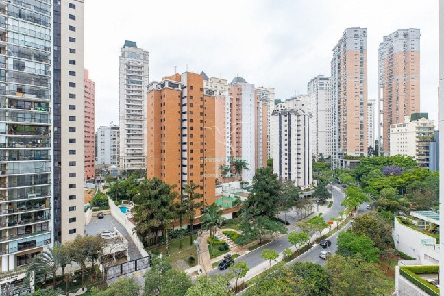 Imagem Apartamento com 4 Quartos à Venda, 335 m² em Moema - São Paulo