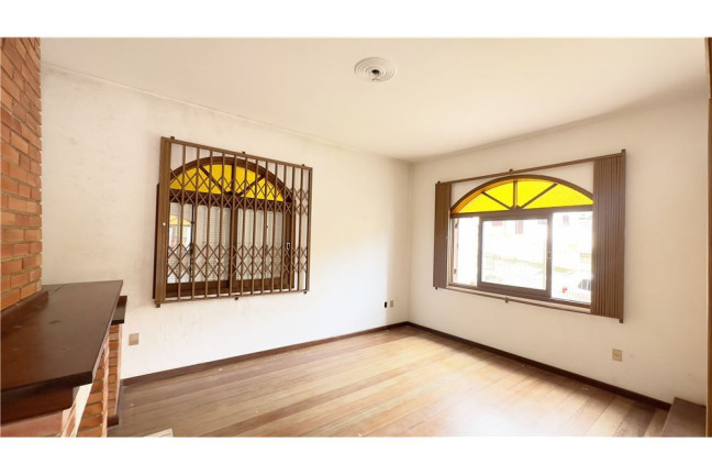 Imagem Casa com 3 Quartos à Venda,  em Centro - Viamão