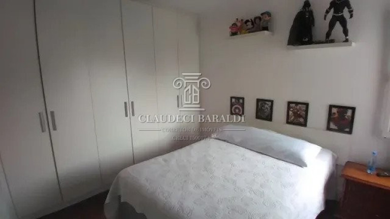 Imagem Casa com 4 Quartos à Venda, 240 m² em Vila Albertina - São Paulo