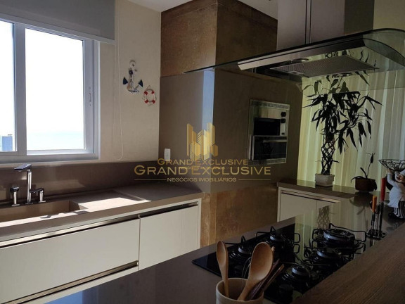 Imagem Apartamento com 3 Quartos à Venda, 151 m² em Centro - Balneário Camboriú