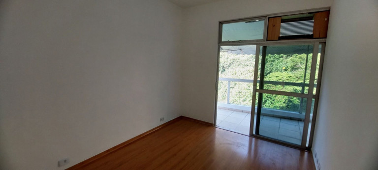 Imagem Imóvel com 4 Quartos à Venda, 200 m² em Barra Da Tijuca - Rio De Janeiro Imagem Imóvel com 4 Quartos à Venda, 200 m² em Barra Da Tijuca - Rio De Janeiro