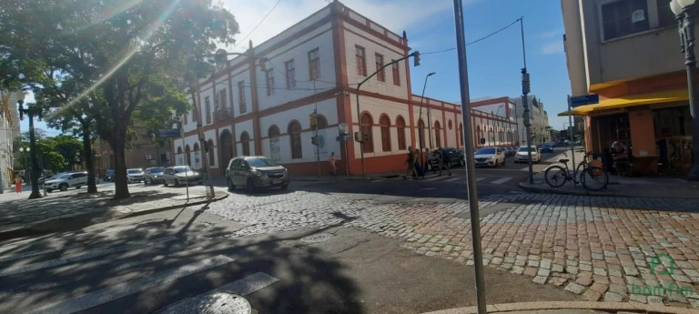Imagem Apartamento com 2 Quartos à Venda, 60 m² em Centro Histórico - Porto Alegre Imagem Apartamento com 2 Quartos à Venda, 60 m² em Centro Histórico - Porto Alegre