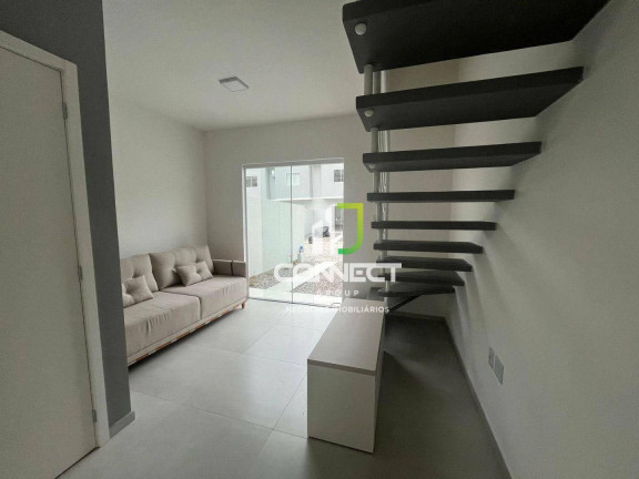 Imagem Sobrado com 2 Quartos à Venda, 60 m² em Espinheiros - Itajaí Imagem Sobrado com 2 Quartos à Venda, 60 m² em Espinheiros - Itajaí