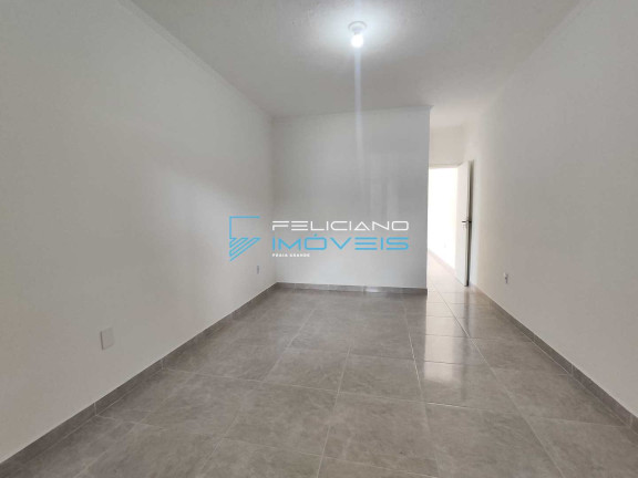 Imagem Casa com 3 Quartos à Venda, 194 m² em Guilhermina - Praia Grande Imagem Casa com 3 Quartos à Venda, 194 m² em Guilhermina - Praia Grande
