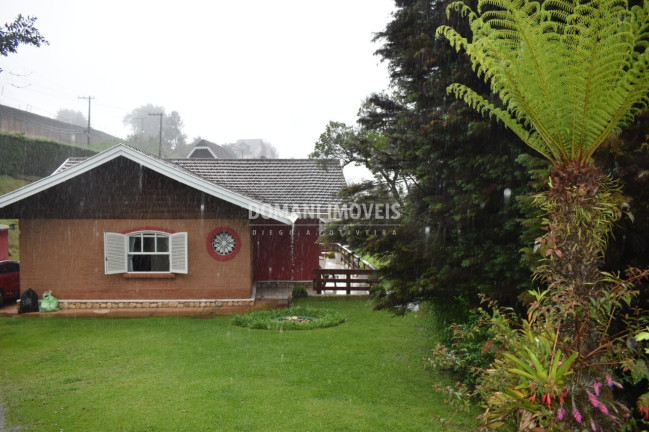 Imagem Casa com 4 Quartos à Venda, 196 m² em Região Do Alto Da Vila Inglesa - Campos Do Jordão Imagem Casa com 4 Quartos à Venda, 196 m² em Região Do Alto Da Vila Inglesa - Campos Do Jordão