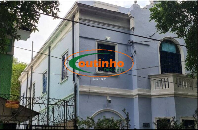 Imagem Casa com 6 Quartos à Venda, 312 m² em Tijuca - Rio De Janeiro Imagem Casa com 6 Quartos à Venda, 312 m² em Tijuca - Rio De Janeiro