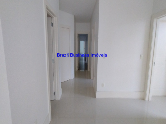 Imagem Imóvel com 3 Quartos à Venda, 162 m² em Centro - Balneário Camboriú Imagem Imóvel com 3 Quartos à Venda, 162 m² em Centro - Balneário Camboriú