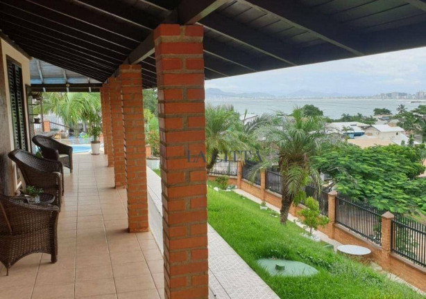 Imagem Casa com 3 Quartos à Venda, 165 m² em Praia De São Miguel - Penha Imagem Casa com 3 Quartos à Venda, 165 m² em Praia De São Miguel - Penha