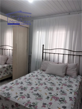 Imagem Casa com 5 Quartos à Venda, 273 m² em Cavalhada - Porto Alegre