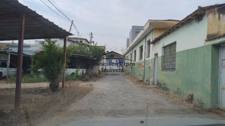 Imagem Terreno à Venda, 6.830 m² em Centro - Guaratinguetá Imagem Terreno à Venda, 6.830 m² em Centro - Guaratinguetá
