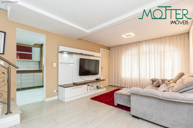 Imagem Casa com 3 Quartos à Venda, 88 m² em Santa Quitéria - Curitiba
