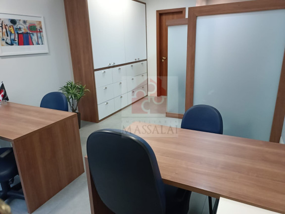 Imagem Sala Comercial à Venda, 35 m² em Menino Deus - Porto Alegre Imagem Sala Comercial à Venda, 35 m² em Menino Deus - Porto Alegre