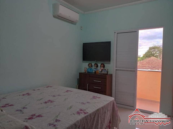 Imagem Casa com 3 Quartos à Venda, 110 m² em Centro - Jacareí Imagem Casa com 3 Quartos à Venda, 110 m² em Centro - Jacareí